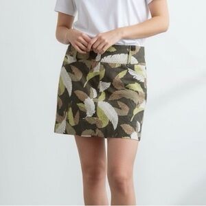 Ann Taylor Loft Green/Tan Feather Print Skirt - Size 6